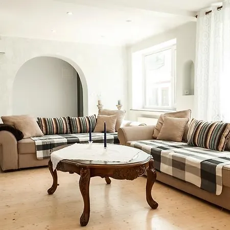 Best Stay-Paernu Villa *